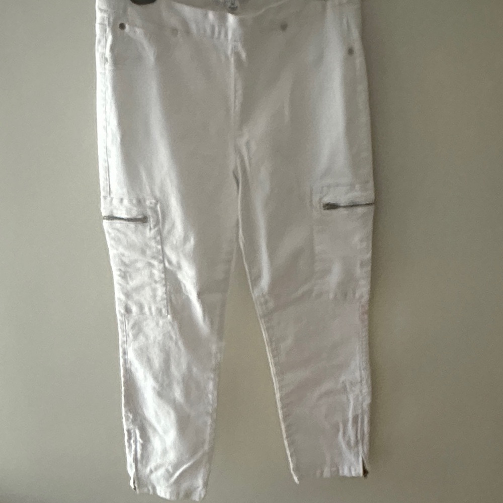 David Meister White Cropped Jeans